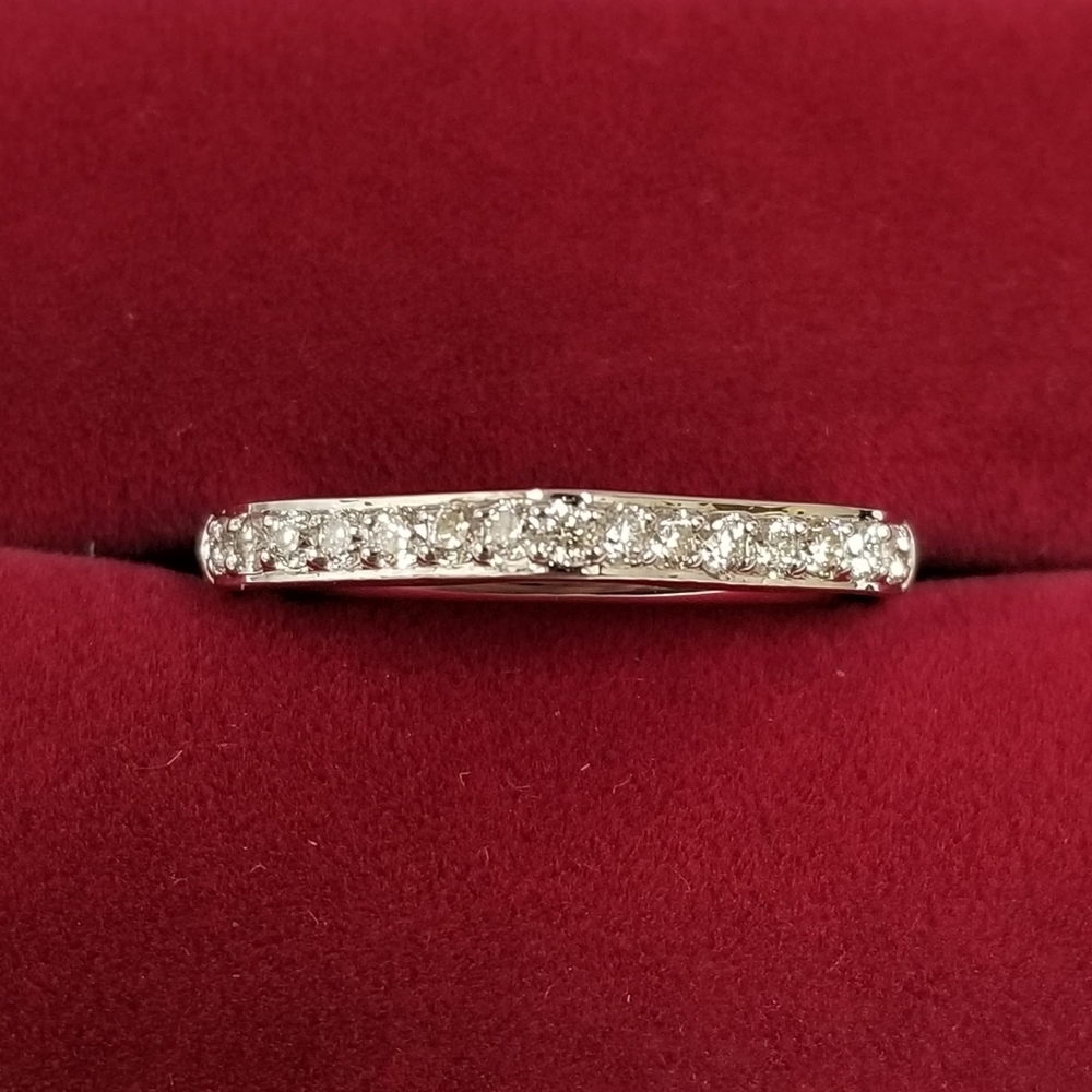 14k White Gold Abstract Modern Diamond Band Ring